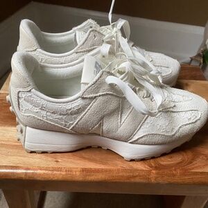New balance 327